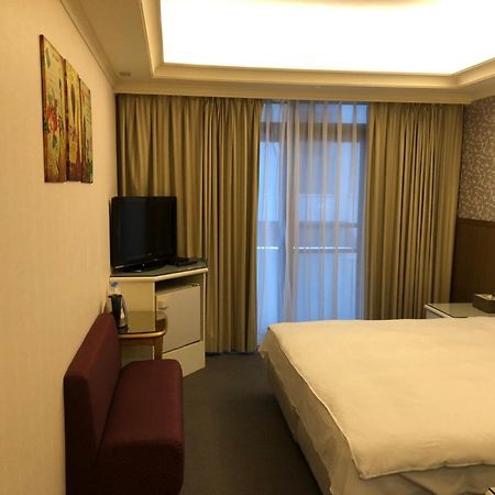 Good Life Hotel - Chunlai Taipei Extérieur photo